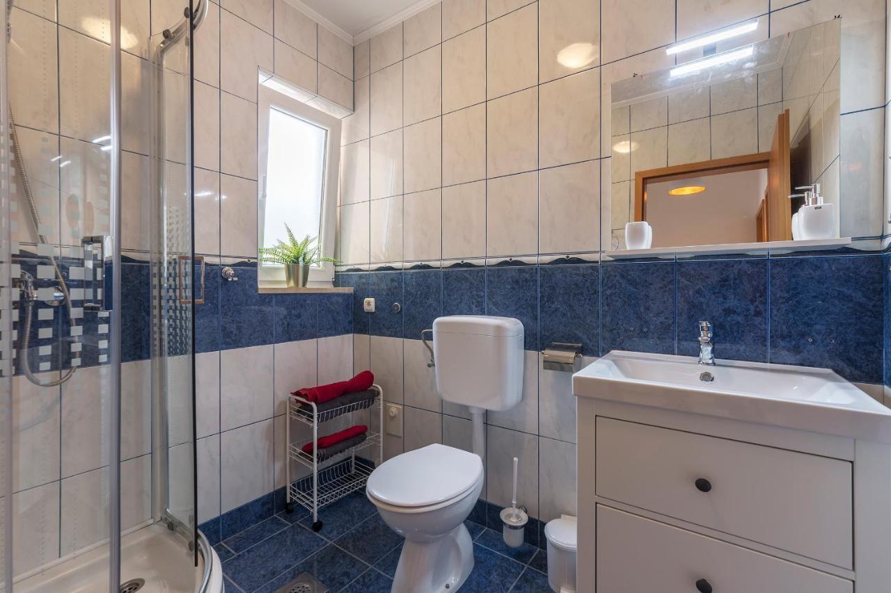 Apartments Canaria Πούλα Εξωτερικό φωτογραφία